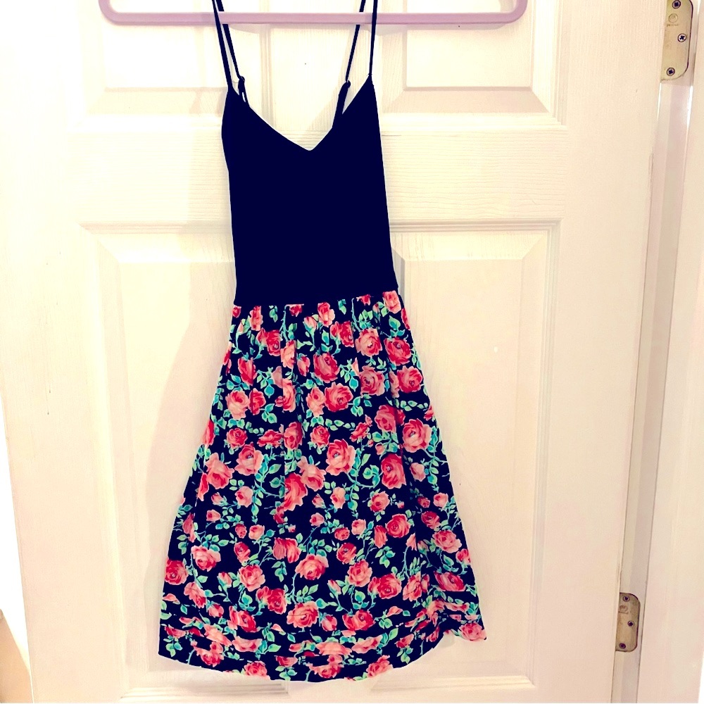 XS VS Pink floral A line fitted dress, sleeveless EUC